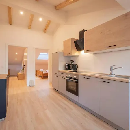 Haus Wiesel 1-6 Personen ميدرز